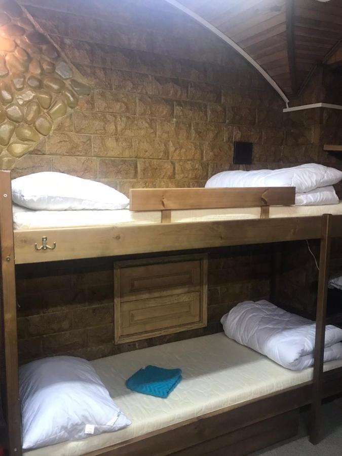 Ararat-Tarasa Shevchenka Hostel Kiev Ngoại thất bức ảnh